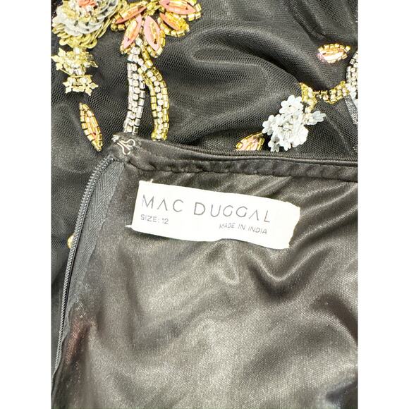 EMBELLISHED CUT OUT RUFFLED CAP SLEEVE COLUMN GOWN Style 5564 Size 12 - Picture 9 of 10